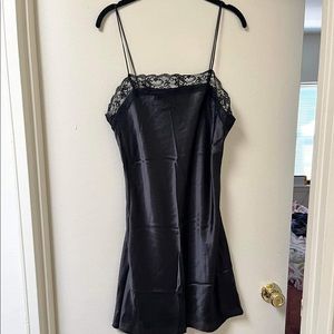 NWT Abercrombie Satin Lace Dress